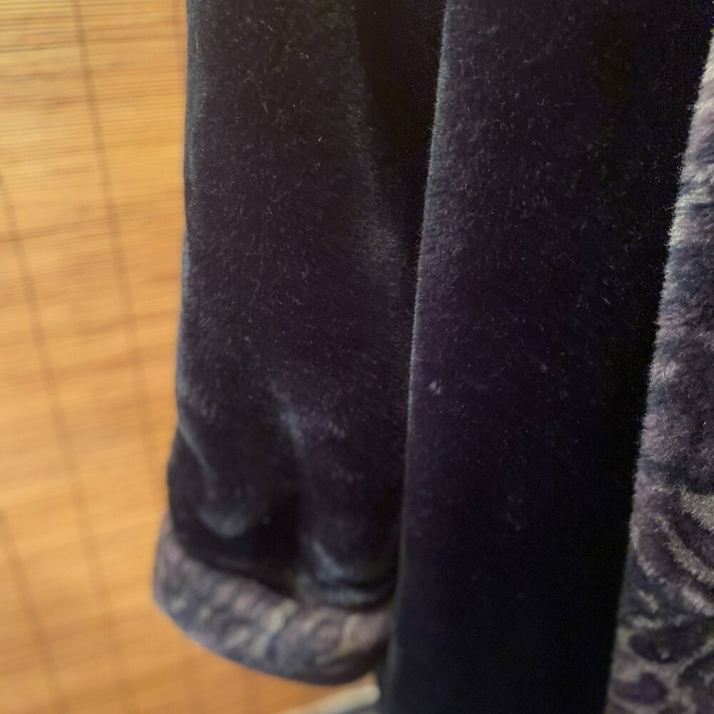 Monterey Fashion Faux Fur Super Soft Two Tone Coat Size 1X 27" PTP EUC - Picture 3 of 10